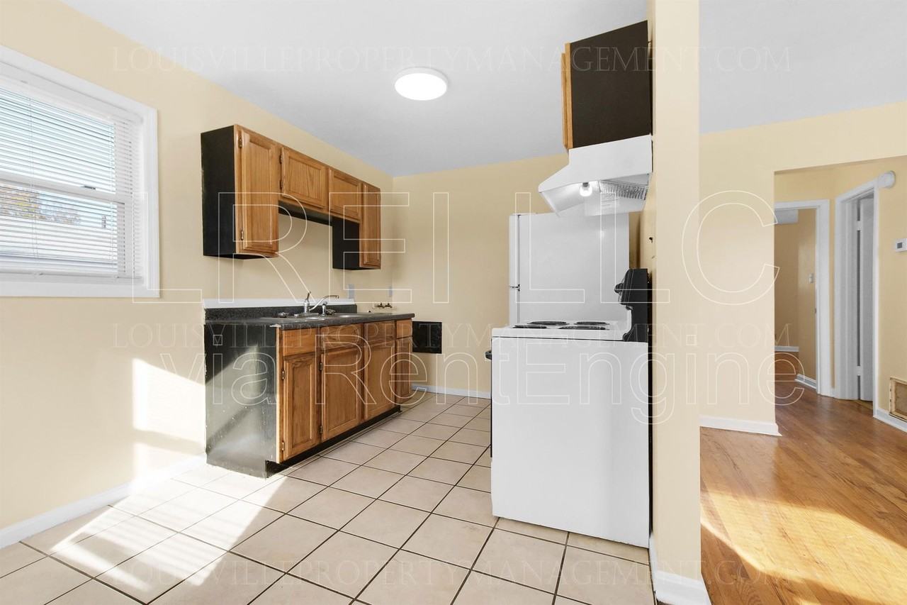 4215 Norene Ln #4 - Photo 3 of 11