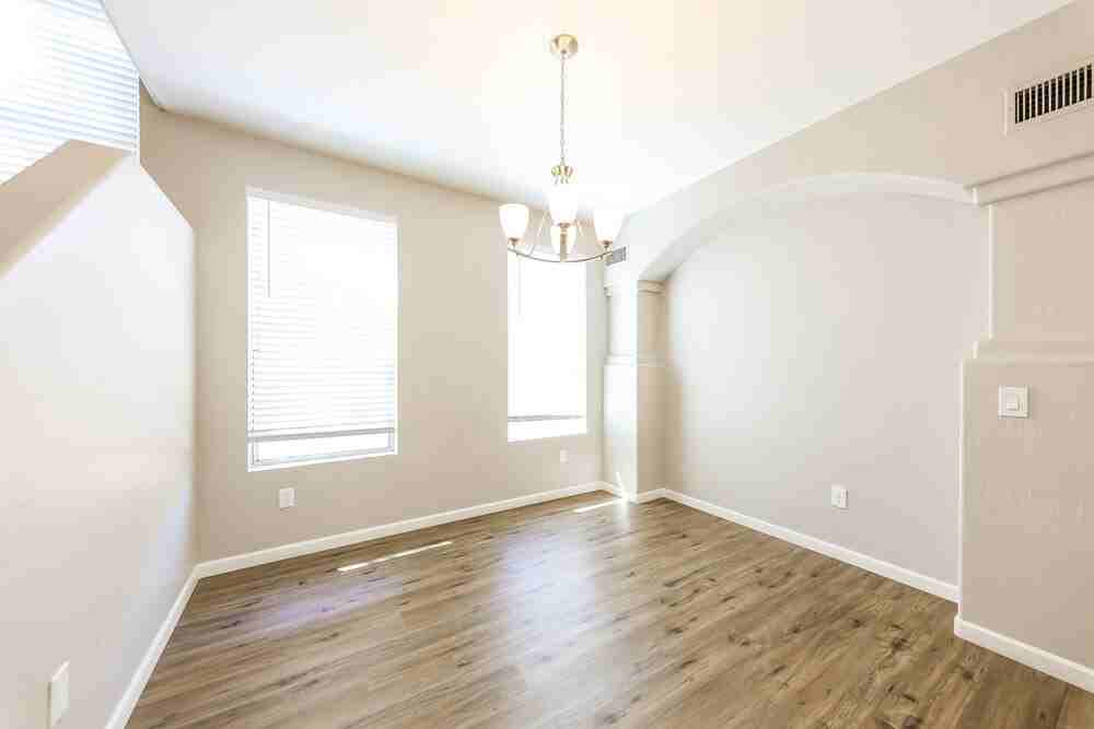 13416 W Peck Dr - Photo 6 of 17