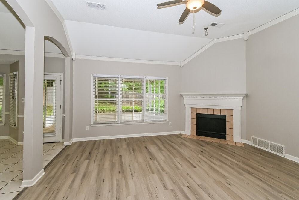 2018 Abbott Cove - Photo 4 of 17