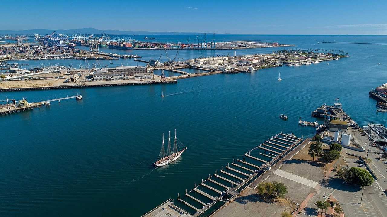 Portside Studio Apartments - Photo 7 of 7