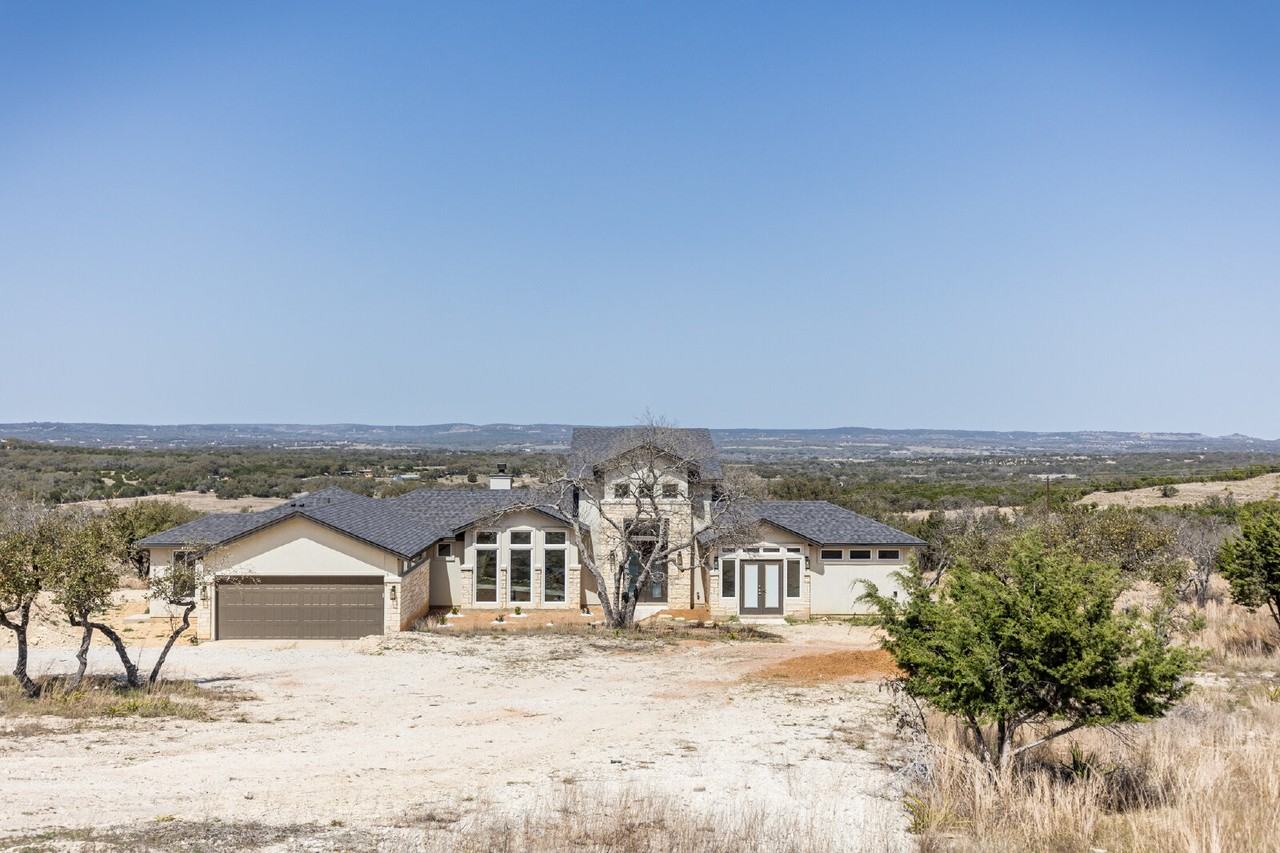 584 N Scenic Hills Ct - Photo 3 of 50