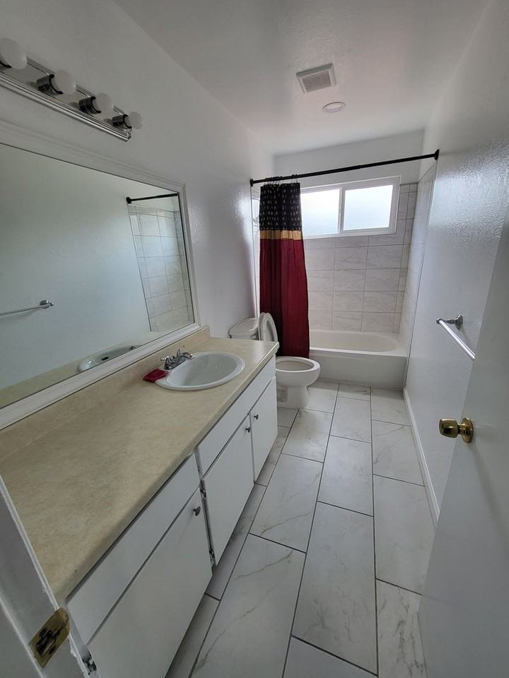 4001 Mozart Dr - Photo 7 of 11