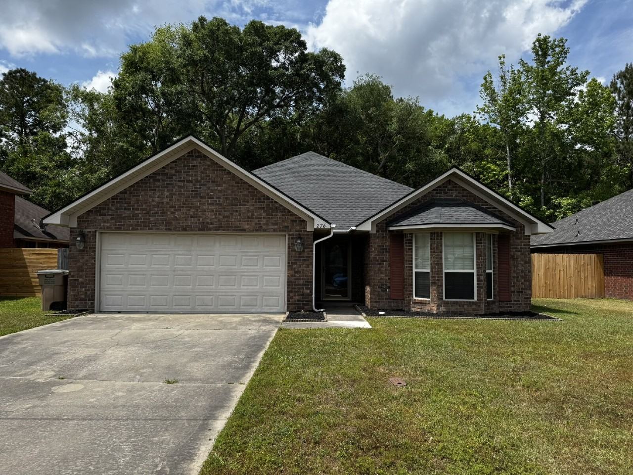 276 Gloucester Dr
