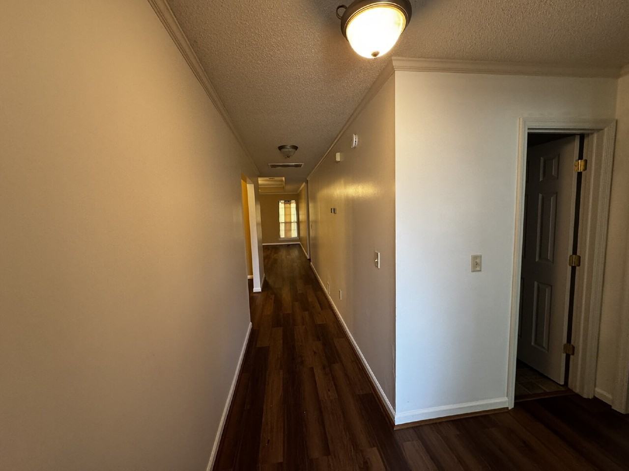 276 Gloucester Dr - Photo 2 of 14
