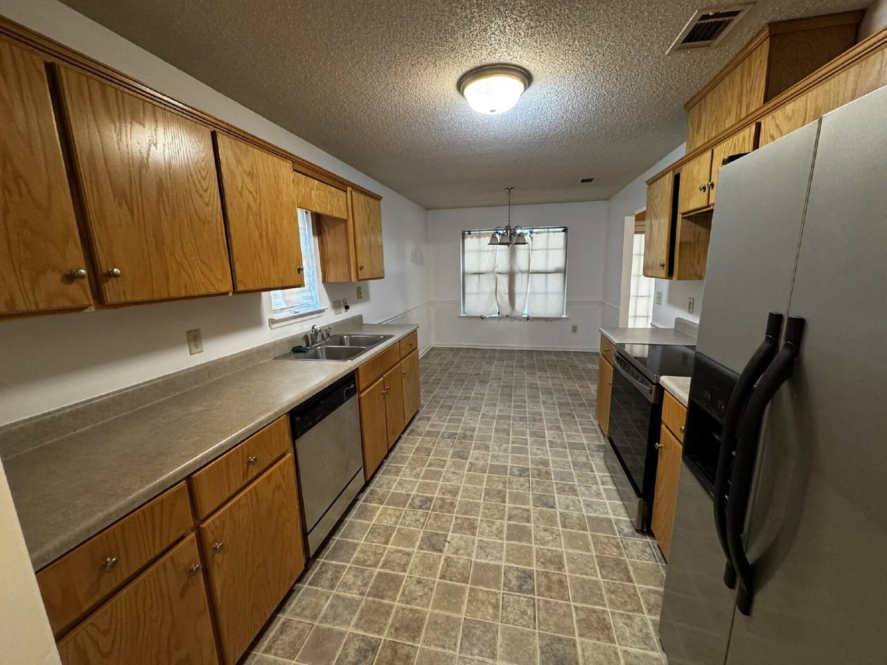 276 Gloucester Dr - Photo 6 of 14