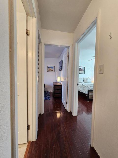 240 Canaveral Beach Blvd - Photo 4 of 8
