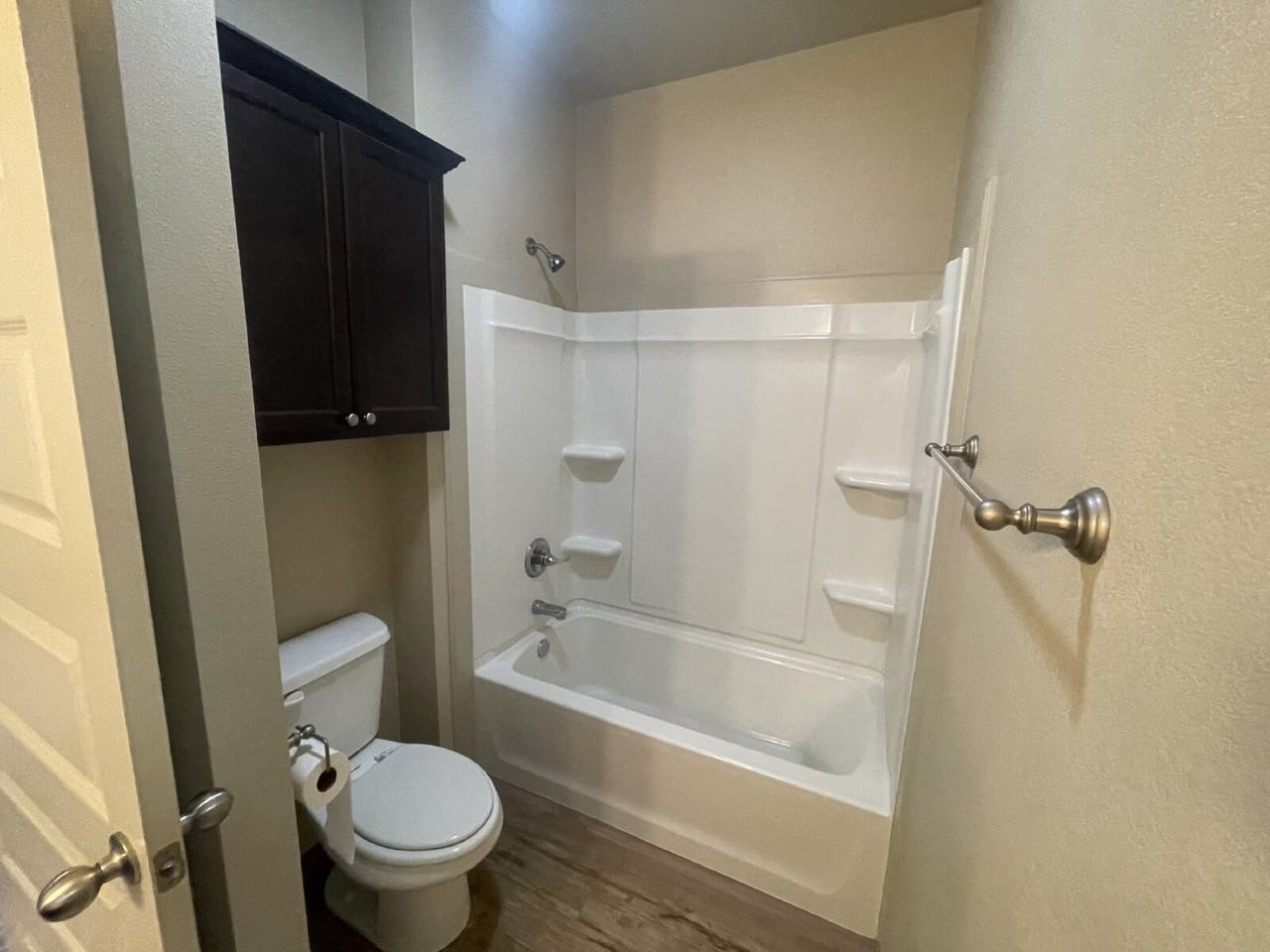 6704 Pontiac Ave - Photo 6 of 9