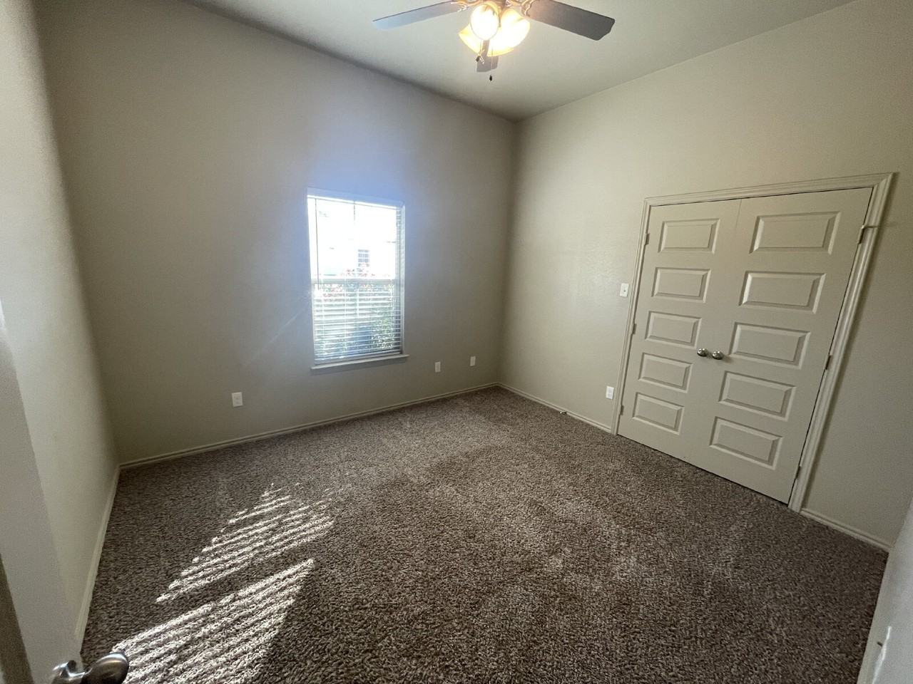 6704 Pontiac Ave - Photo 7 of 9