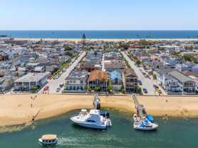 111 E Edgewater Ave #B - Photo 1 of 1