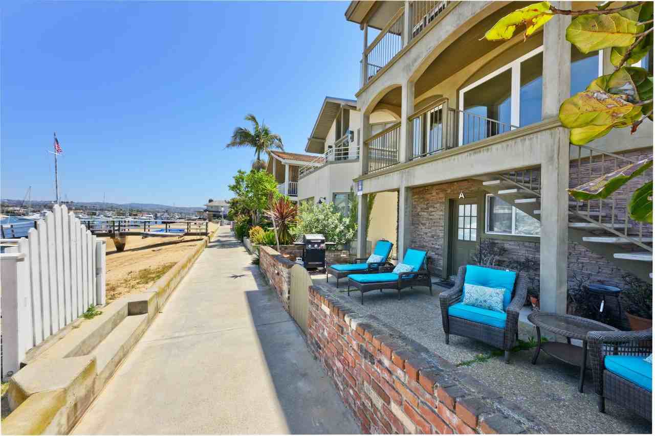111 E Edgewater Ave #B - Photo 6 of 20