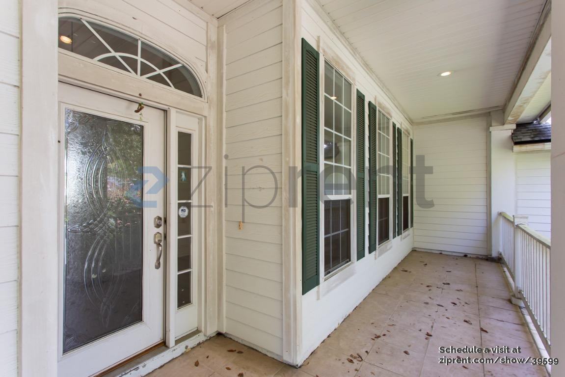 168 Oak Common Ave - Photo 4 of 29