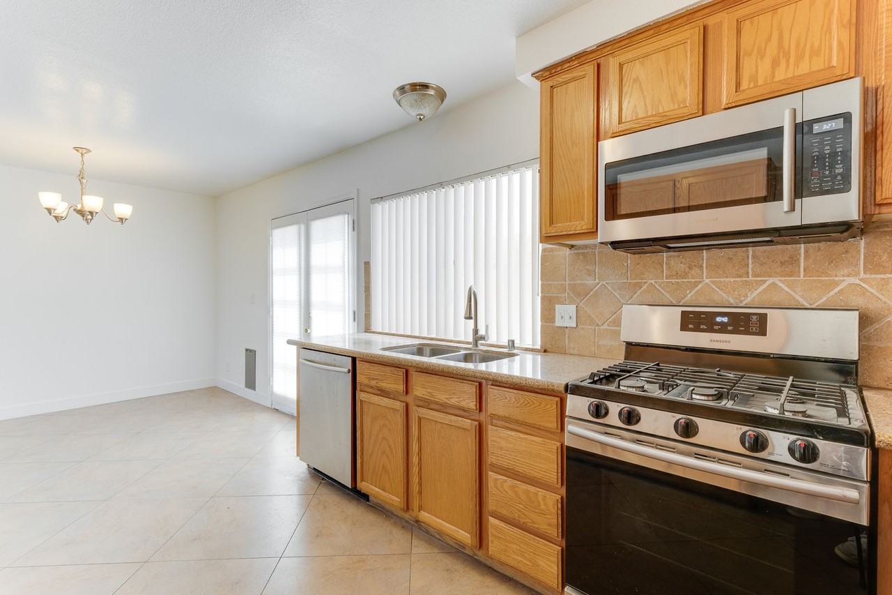 6224 Meadow Vista Ln - Photo 5 of 26