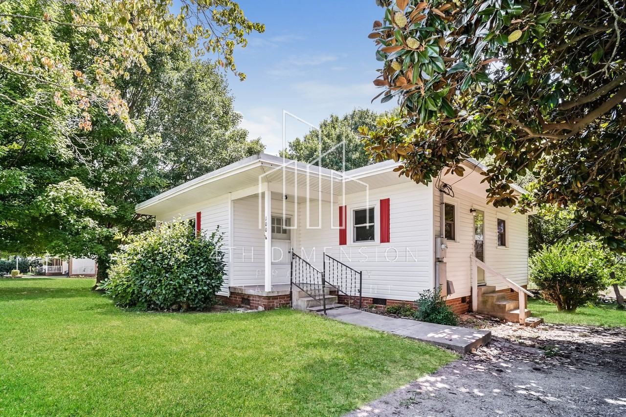 100 E Moffitt Ave - Photo 2 of 10