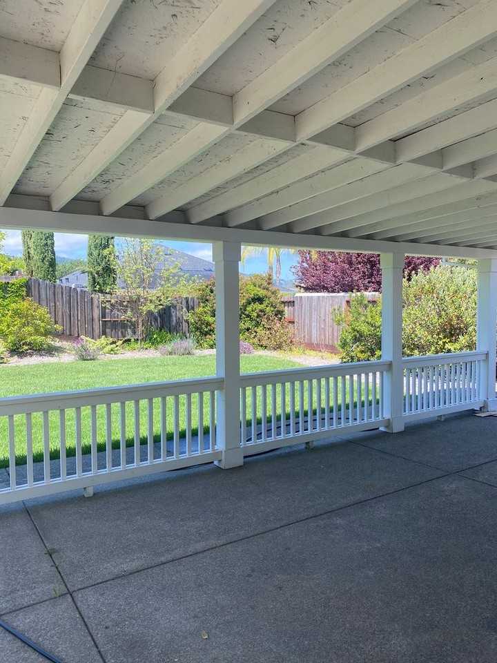 304 Homewood Ct - Photo 7 of 14