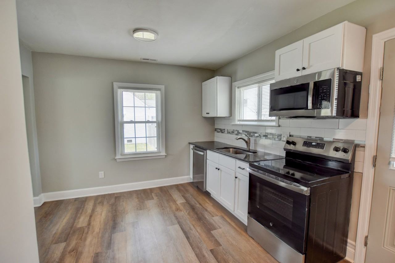 13 Beverly St - Photo 5 of 24