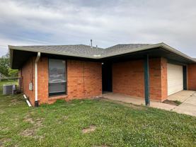 813 N Eagle Ln - Photo 1 of 1