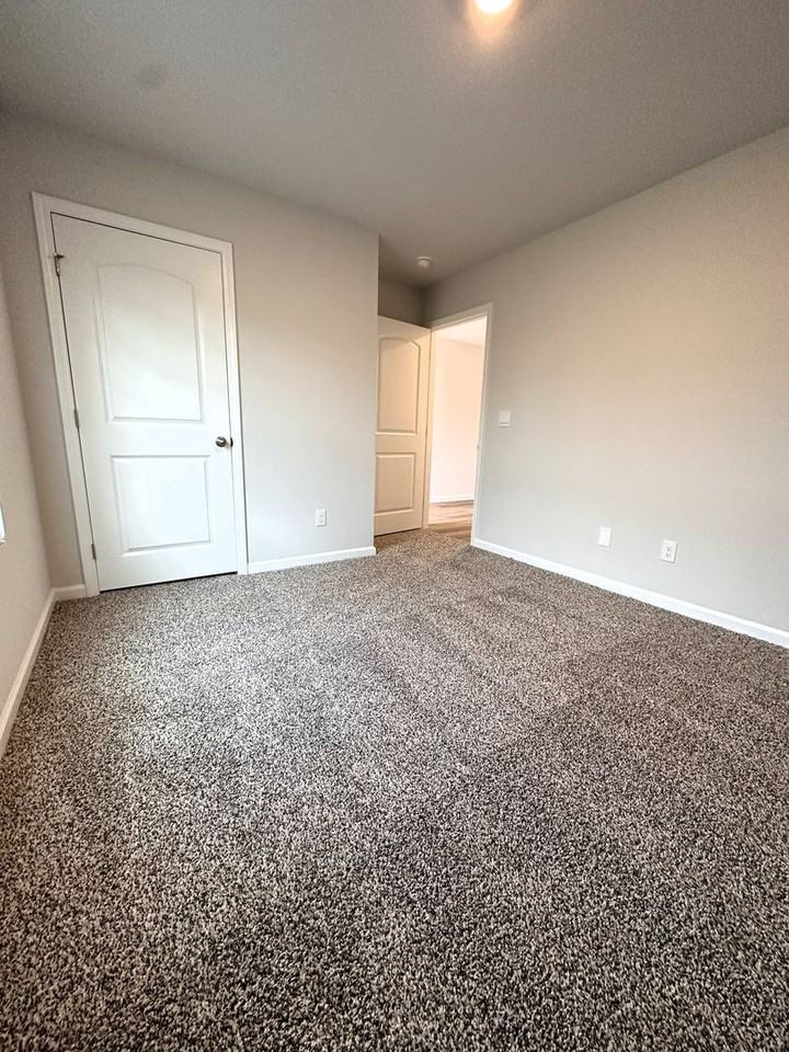 205 Chubbs Ln - Photo 5 of 22