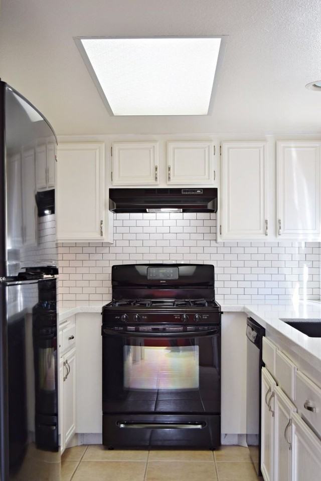 5744 Mildred St - Photo 7 of 29