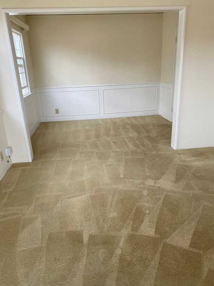 1007 W Glenoaks Blvd - Photo 3 of 7