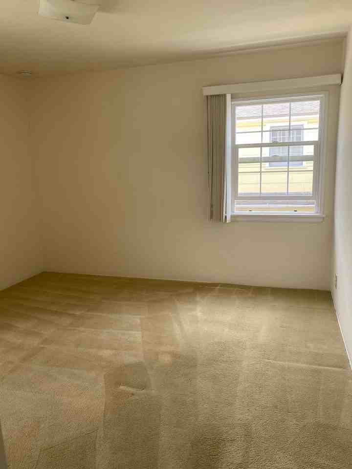 1007 W Glenoaks Blvd - Photo 7 of 7