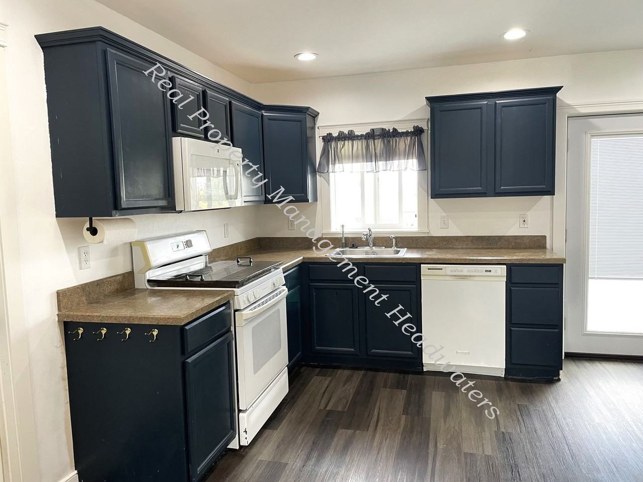 1500 Missoula Ave - Photo 6 of 22