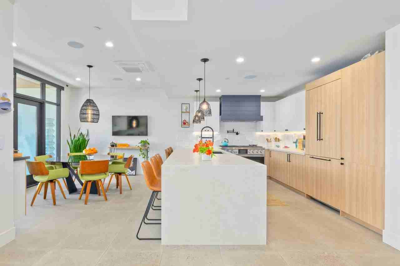 502 E Balboa Blvd - Photo 2 of 26