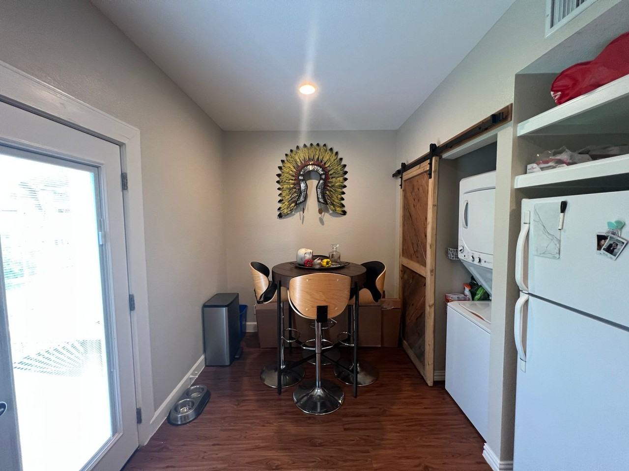 1406 Houston St - Photo 6 of 14