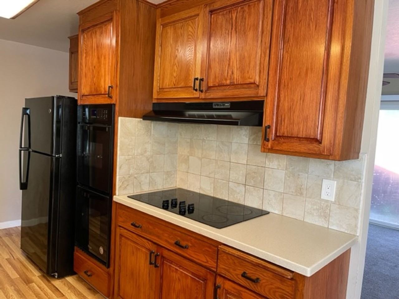 9 Del Rio Ct - Photo 3 of 15