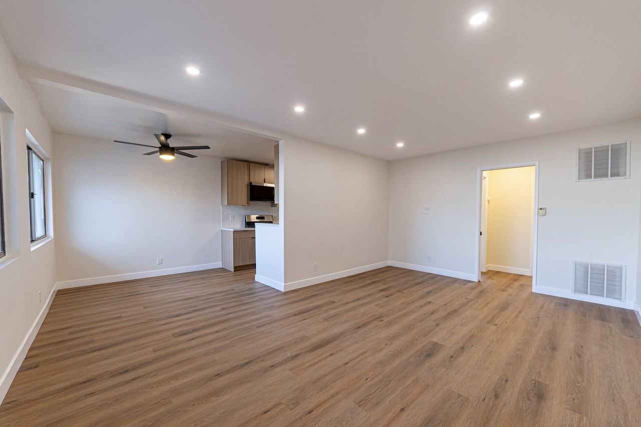 3401 Ocean Park Blvd - Photo 6 of 50