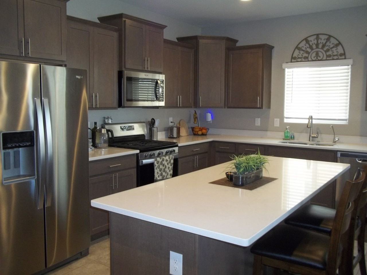 8508 West Rushmore Way - Photo 2 of 15