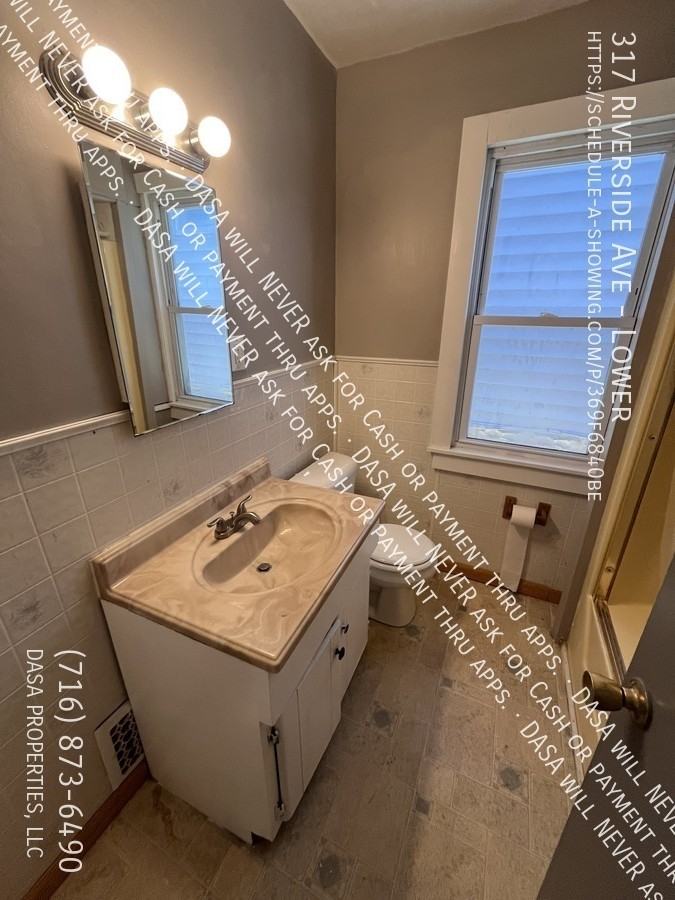 317 Riverside Ave - Photo 4 of 10