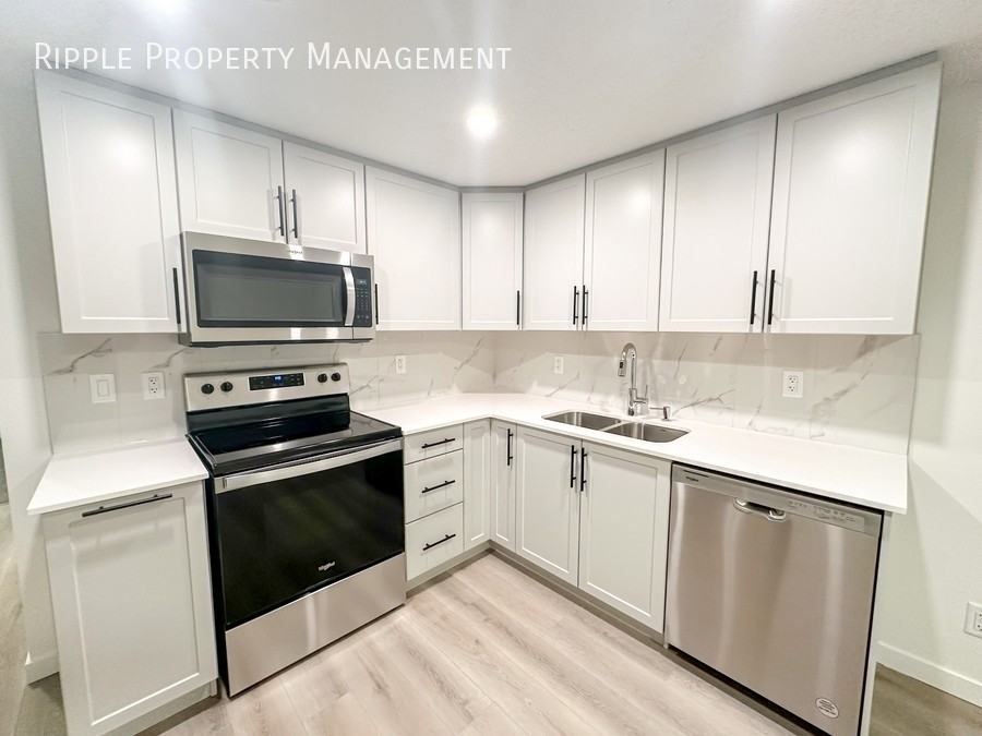 94 Magnolia St Se - Photo 2 of 12