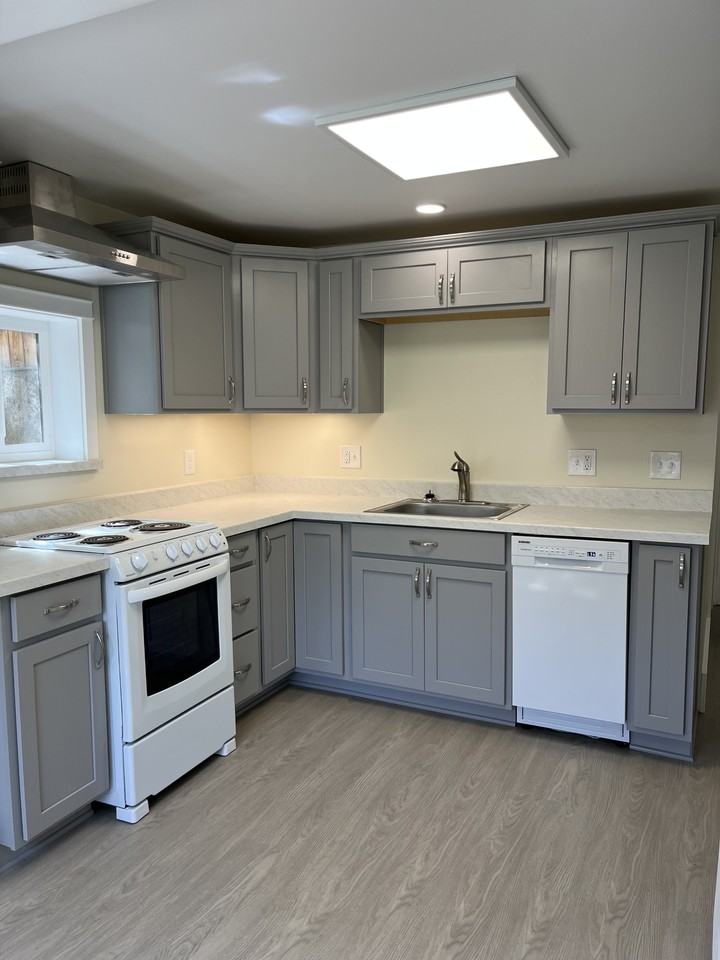 493 Fairview St #3 - Photo 4 of 17