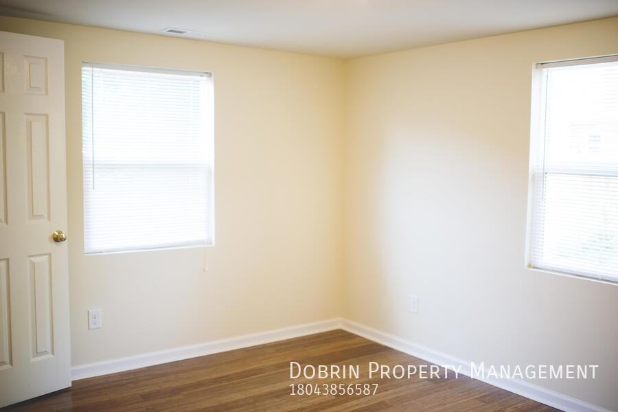 2004 Maplewood Ave - Photo 7 of 22