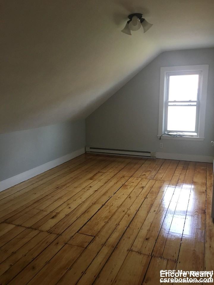 12 Saunders St #NA - Photo 6 of 8