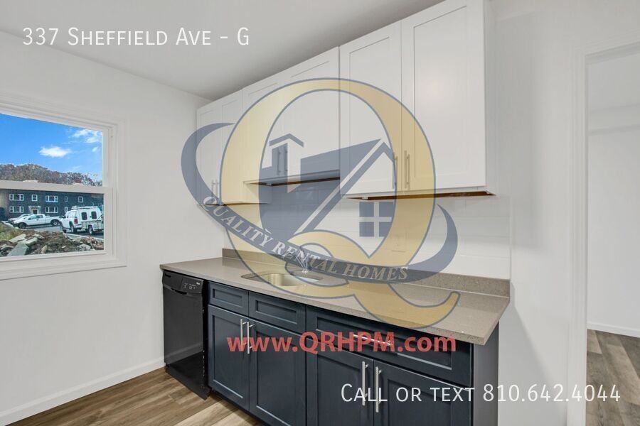 337 Sheffield Ave #G - Photo 4 of 7