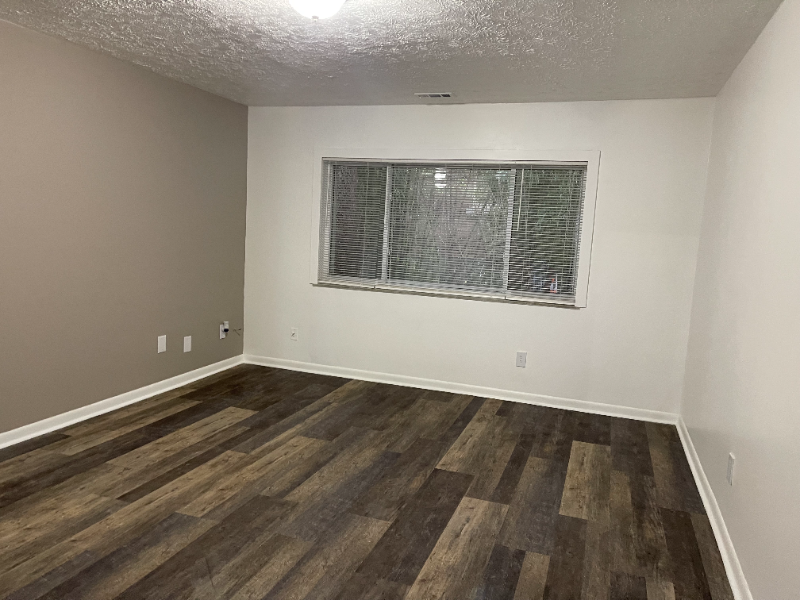 2483 Montana Ave #4 - Photo 5 of 7