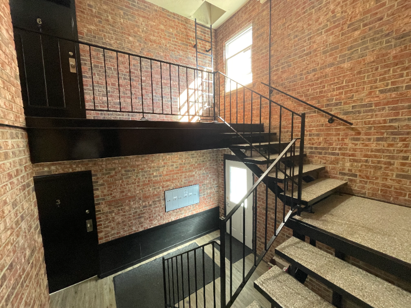 2483 Montana Ave #4 - Photo 7 of 7