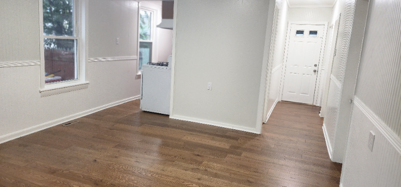 43 Sigel St #1 - Photo 2 of 12