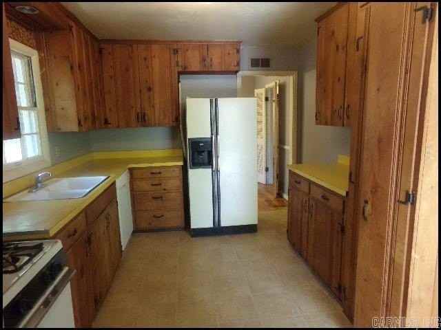 7518 F St - Photo 5 of 21