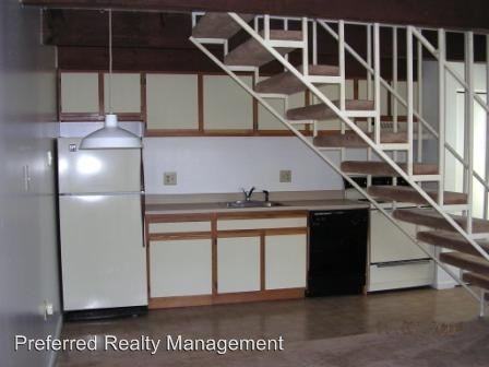 Radio Road - Photo 3 of 9