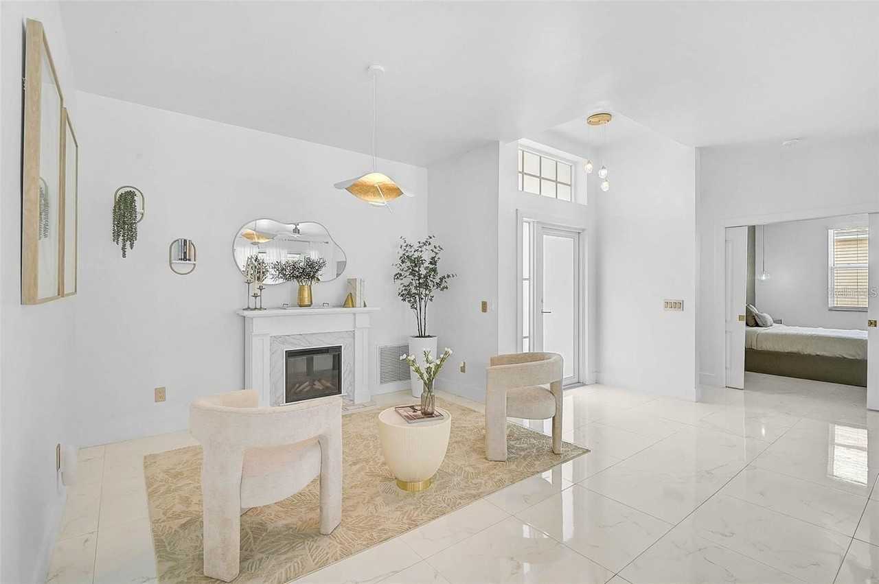 4146 Westbourne Circle - Photo 3 of 36