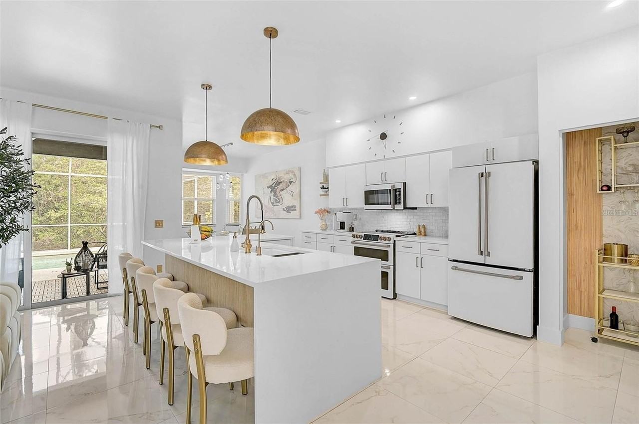 4146 Westbourne Circle - Photo 5 of 36