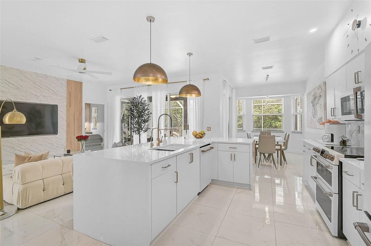 4146 Westbourne Circle - Photo 6 of 36