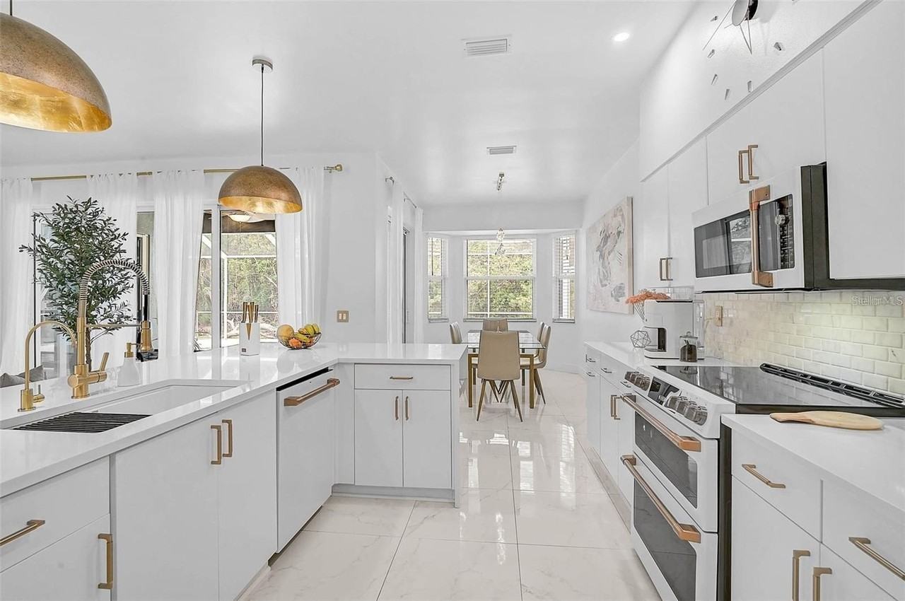 4146 Westbourne Circle - Photo 7 of 36