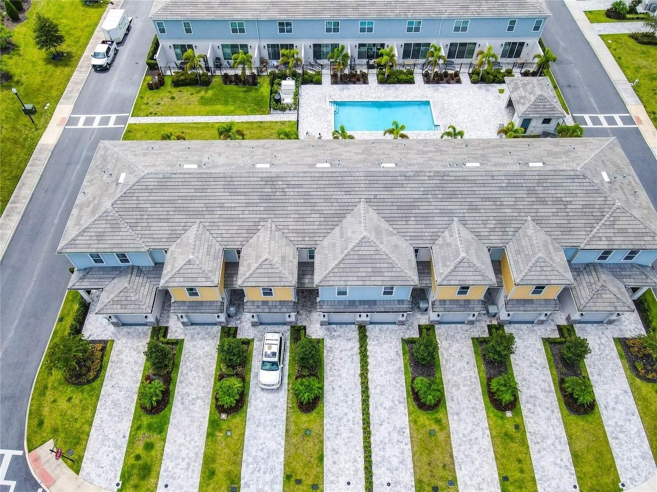 7912 Draw St - Photo 2 of 36