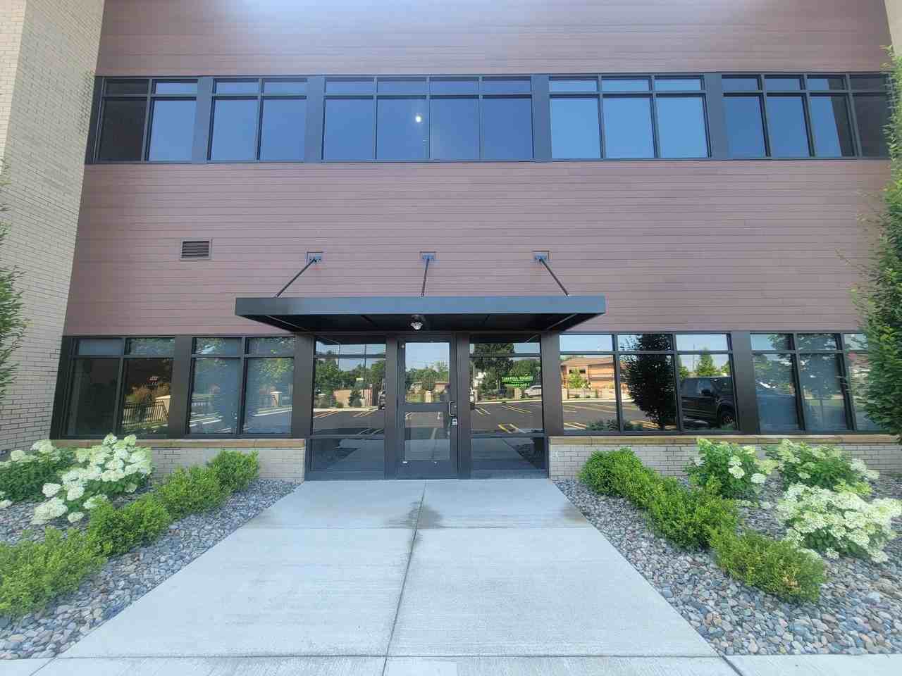 415 Rodd St - Photo 3 of 16