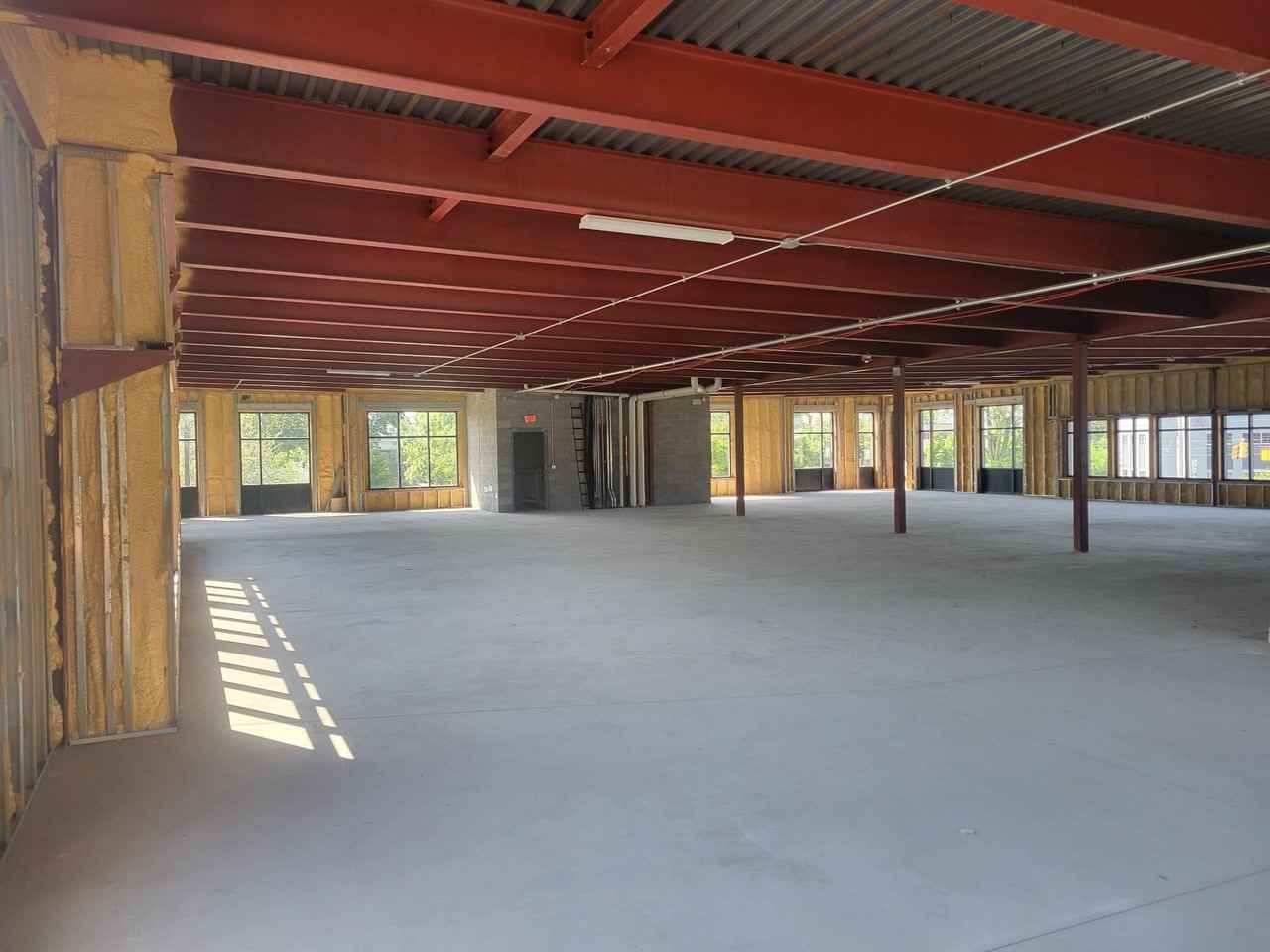 415 Rodd St - Photo 4 of 16