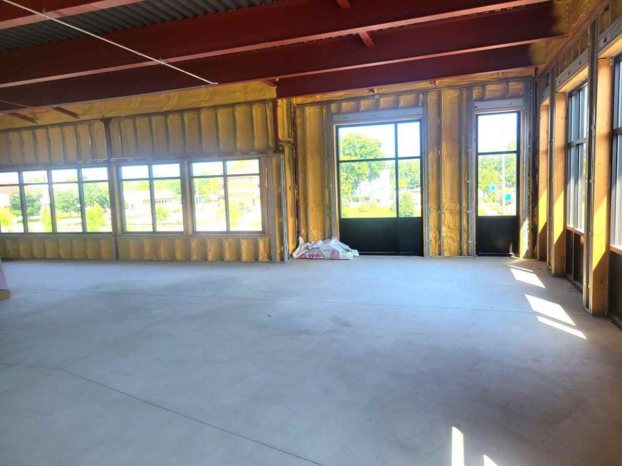 415 Rodd St - Photo 5 of 16