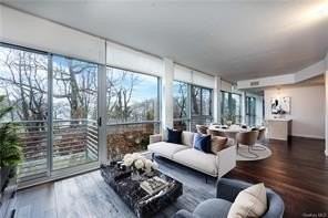 250 S Central Ave #5L - Photo 3 of 14